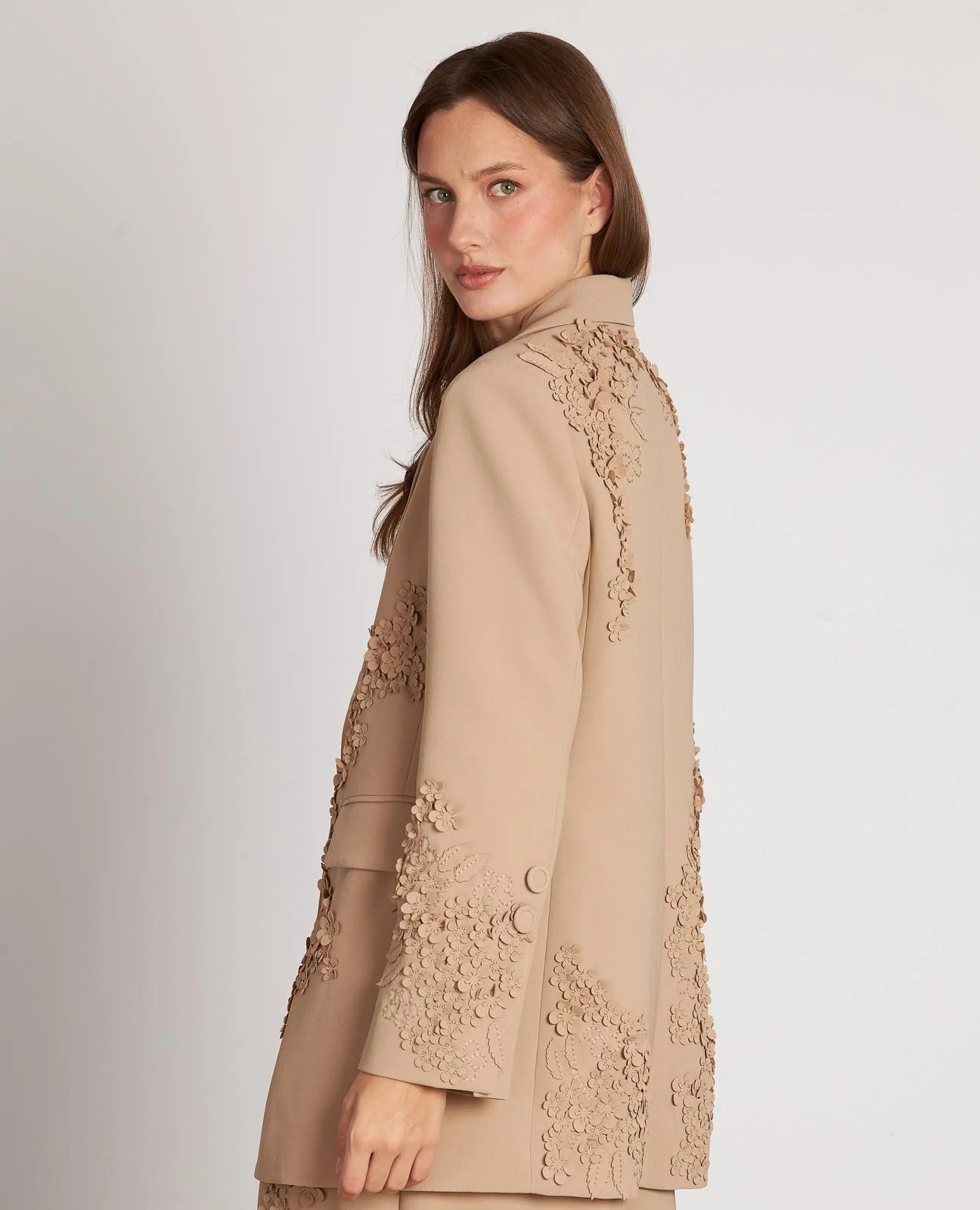 BLAZER FLORES BORDADAS - Image 9
