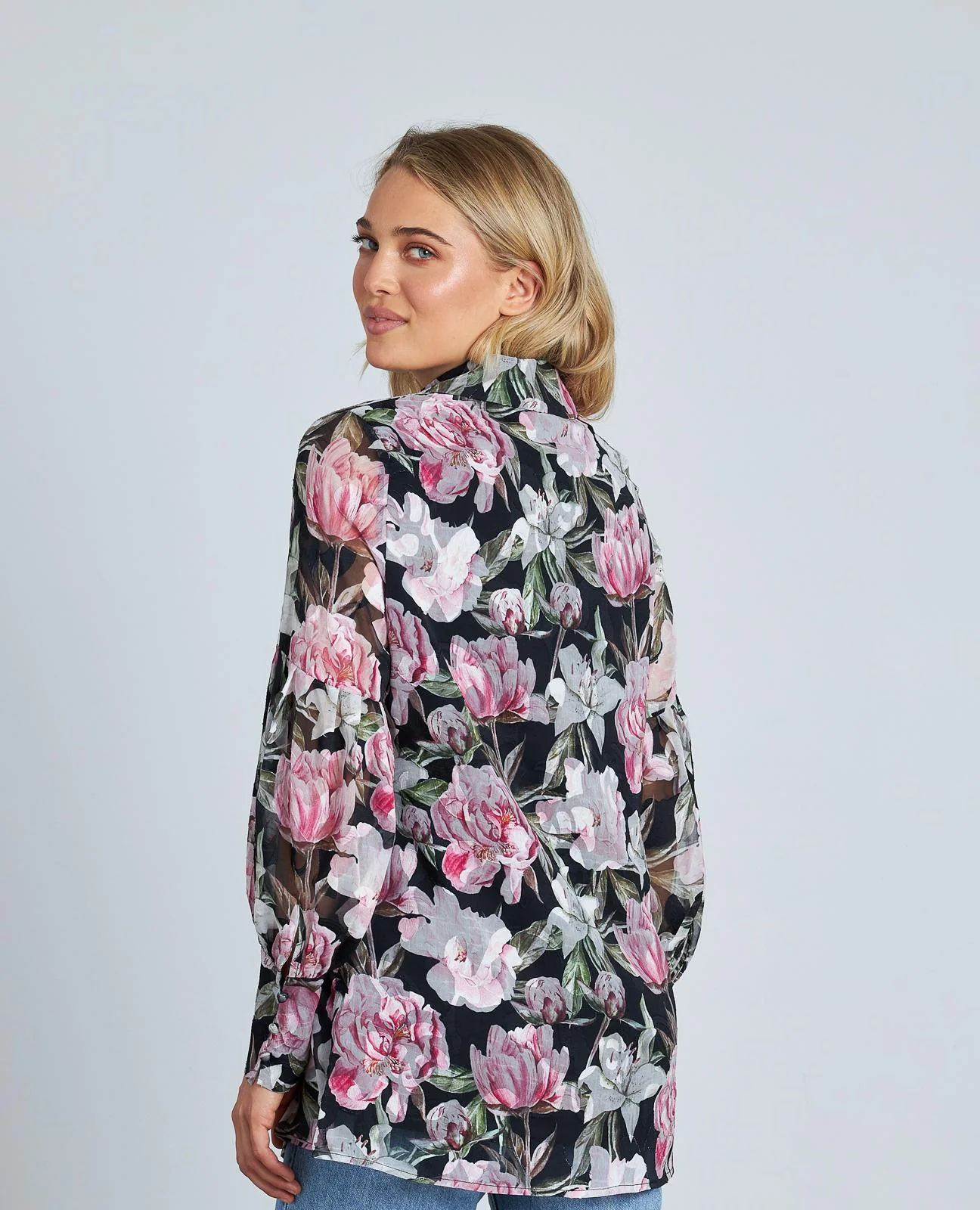 BLUSA DETALLES DORADOS - Image 6