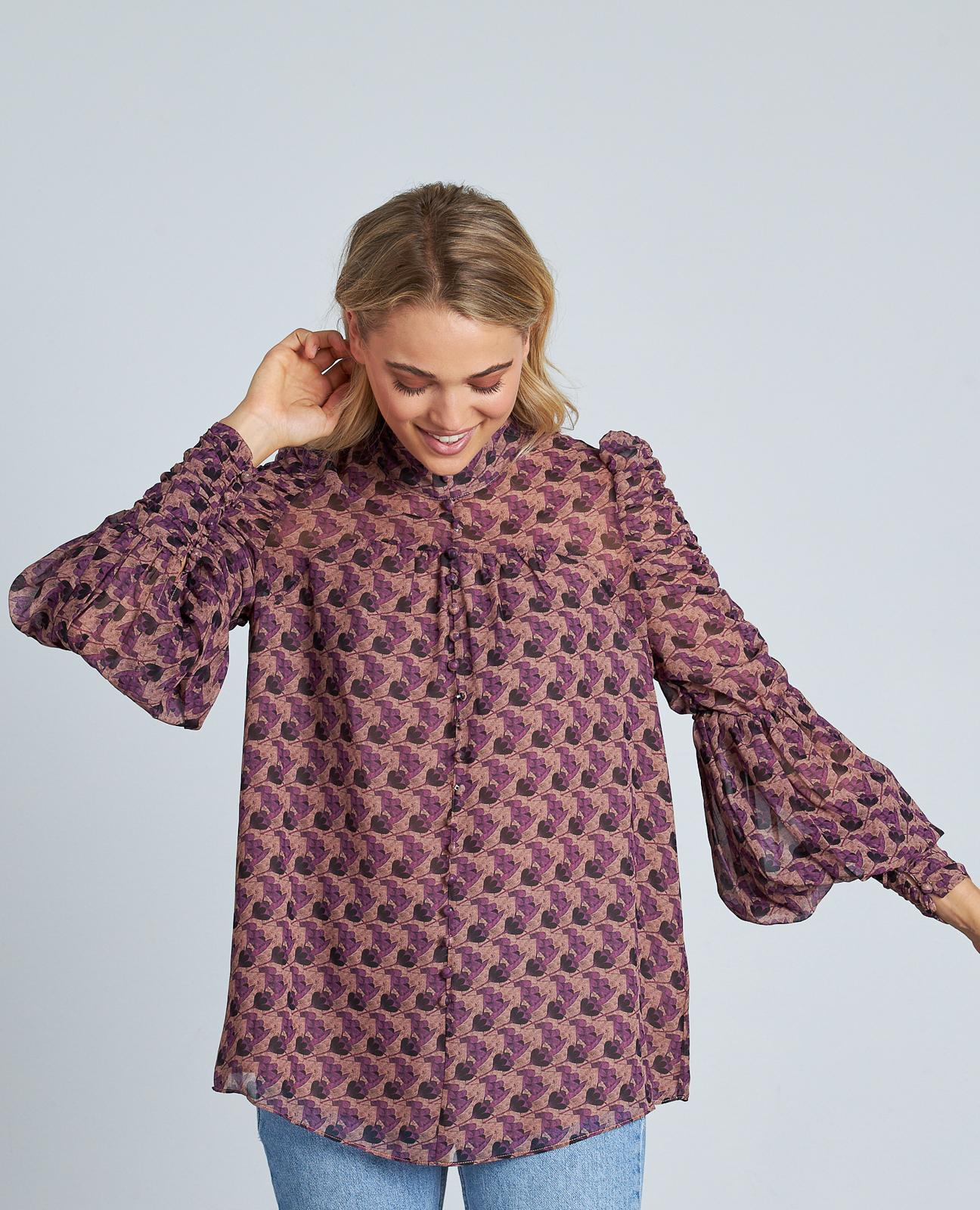 BLUSA ESTAMPADA ABOTONADA - Image 2