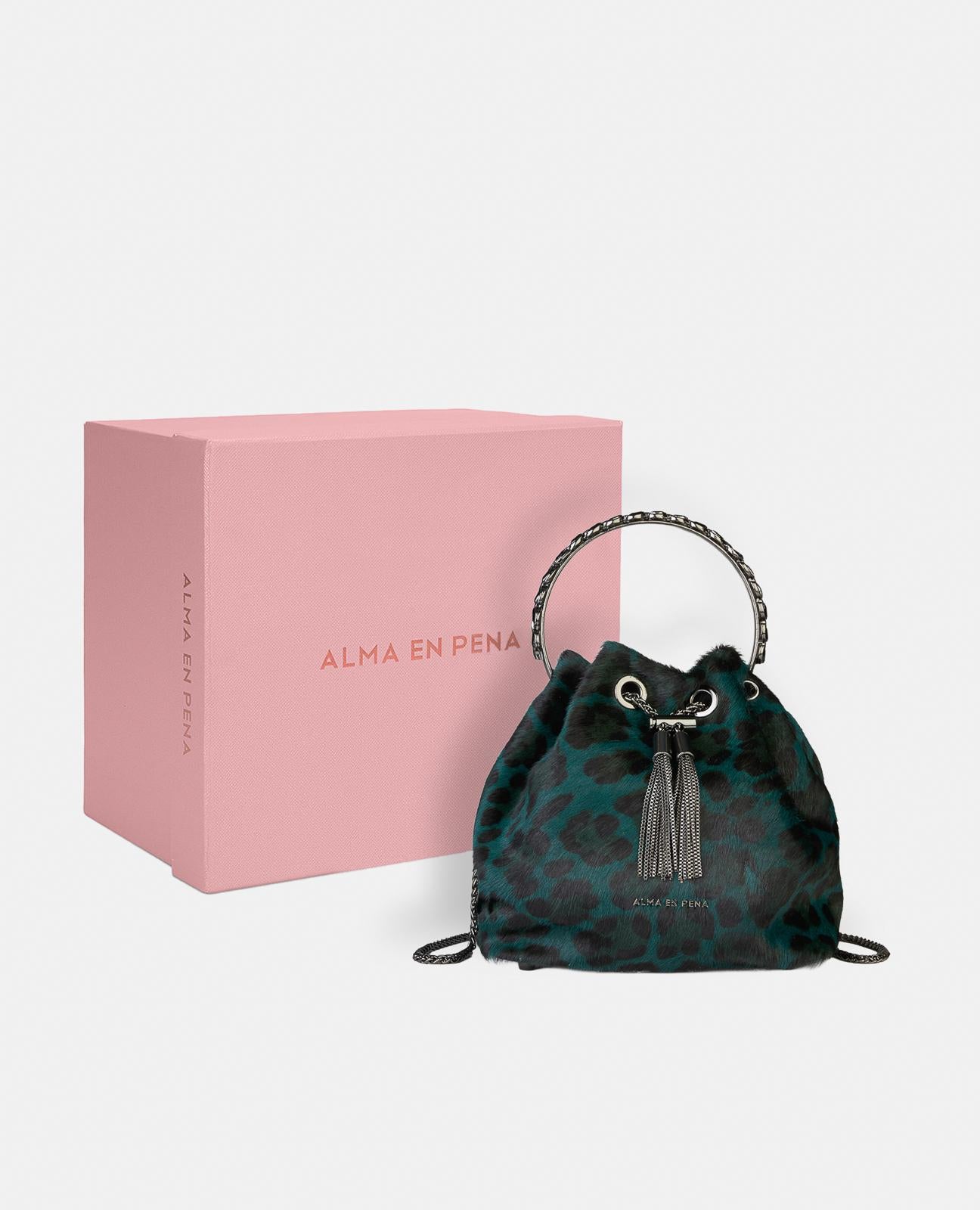 BOLSO BOMBONERA DETALLE COLGANTE - Image 5