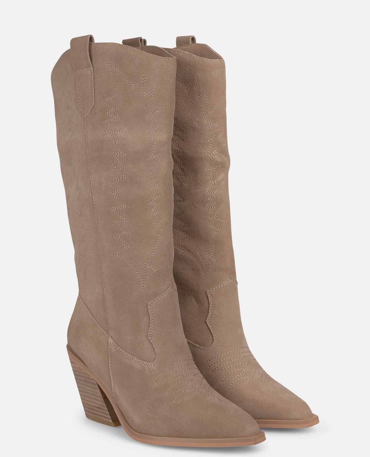 BOTA BORDADOS TACÓN COWBOY - Image 2
