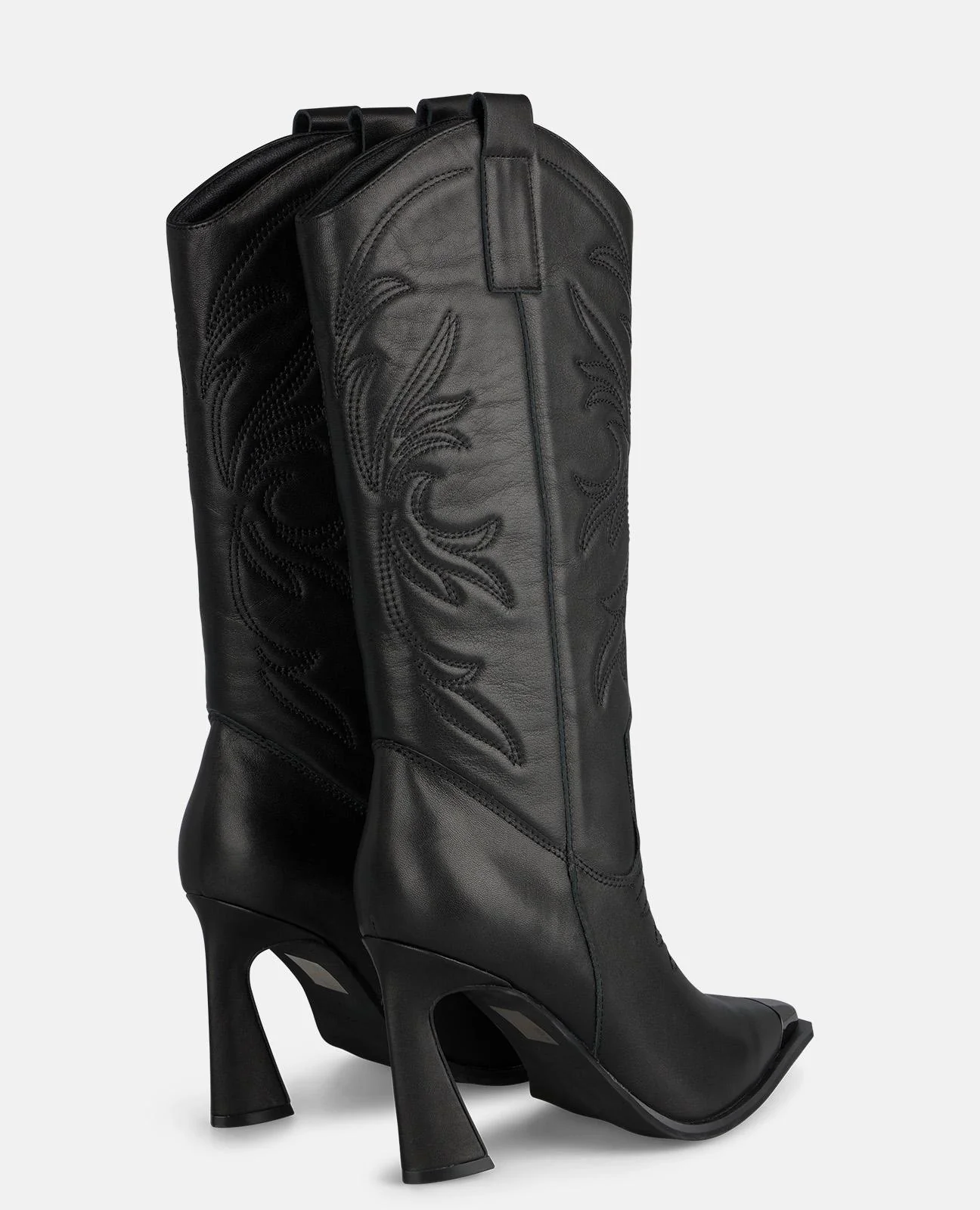 BOTA PUNTERA METALIZADA - Image 3