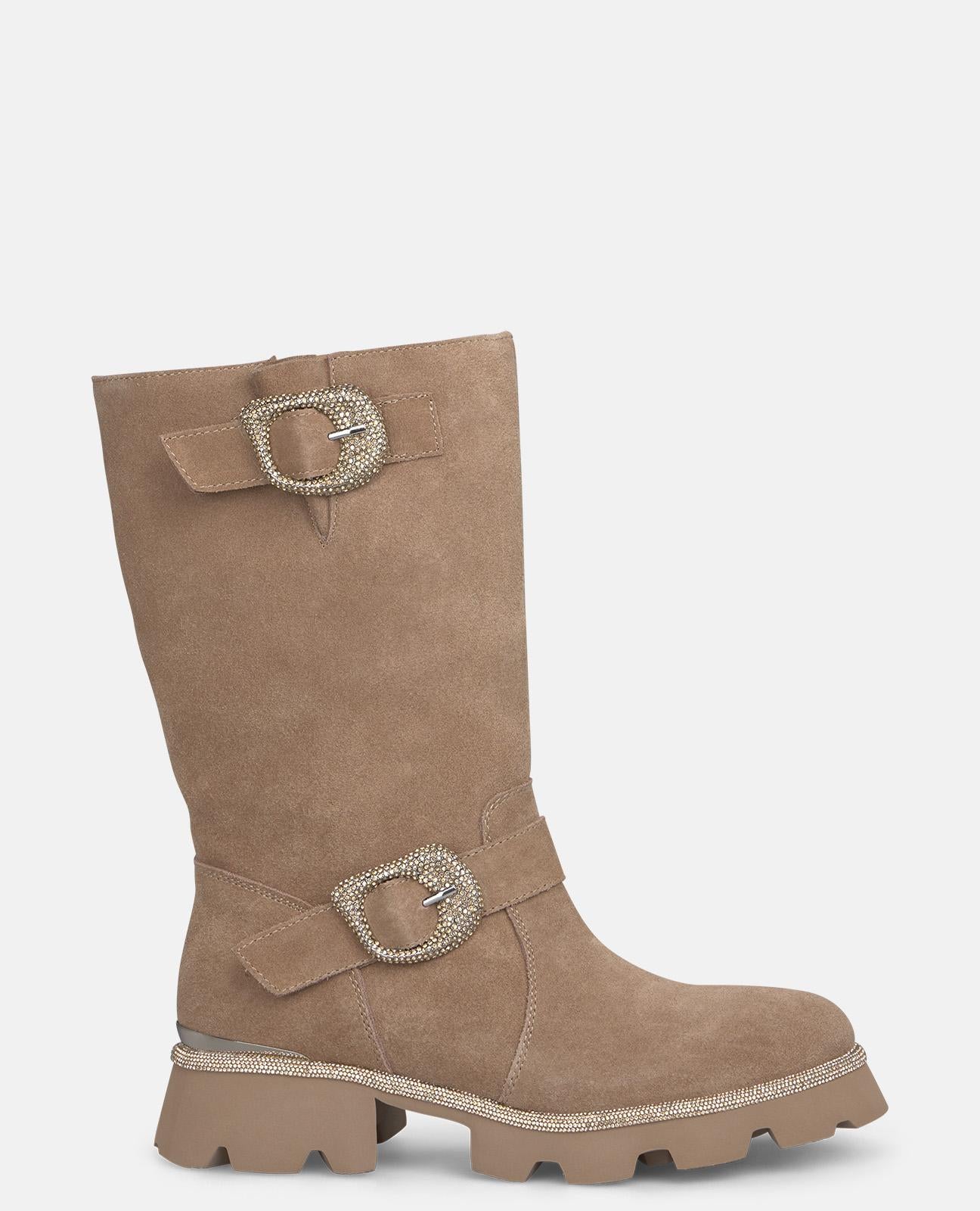 BOTA TRACK HEBILLAS