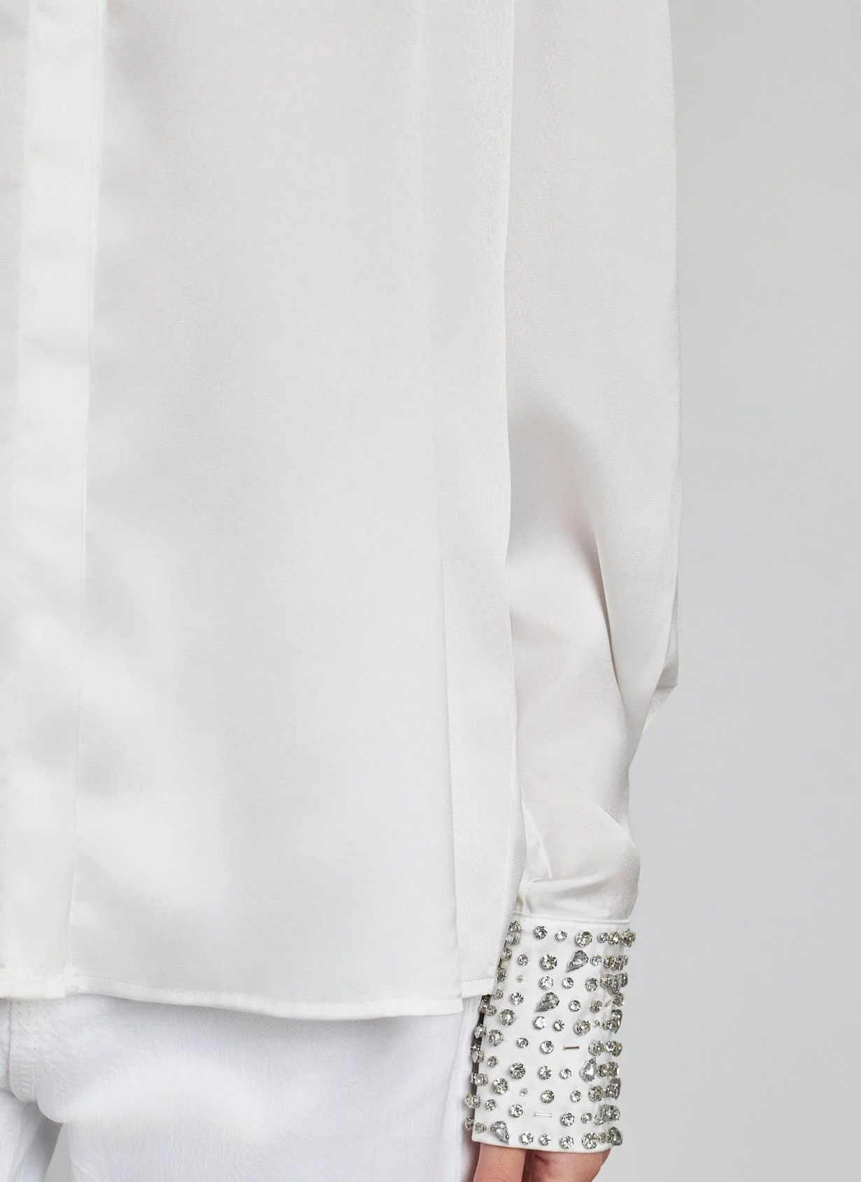 CAMISA EFECTO SATINADO PEDRERÍA - Image 6