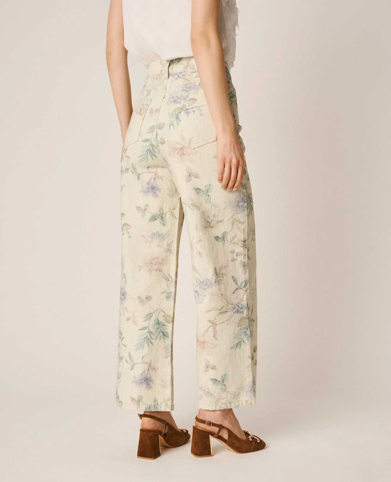 PANTALÓN ESTAMPADO FLORAL - Image 7