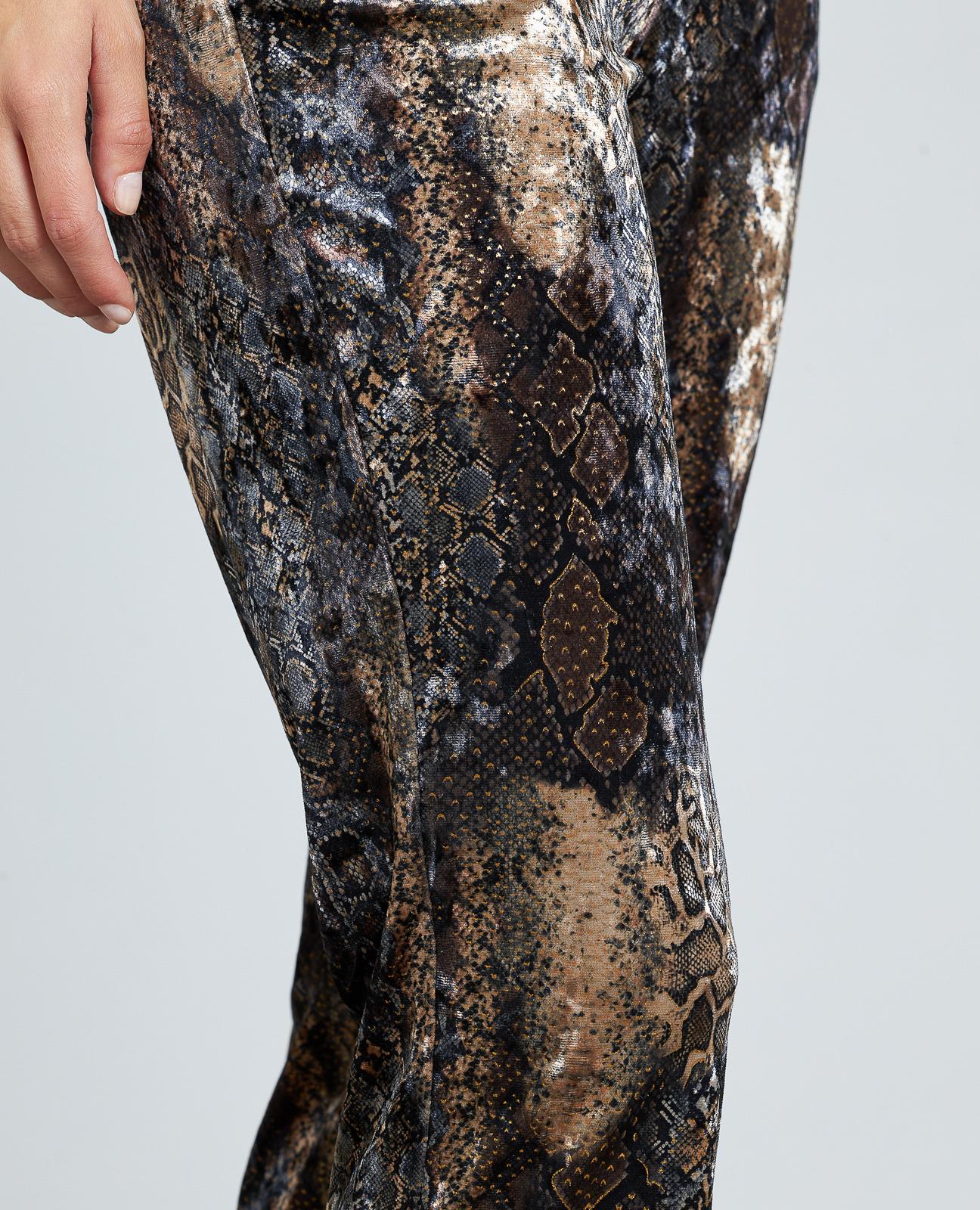 PANTALÓN ESTAMPADO SERPIENTE - Image 6