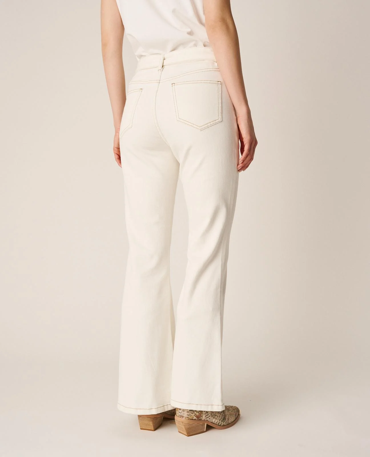 PANTALÓN FLARE DEMIN - Image 4