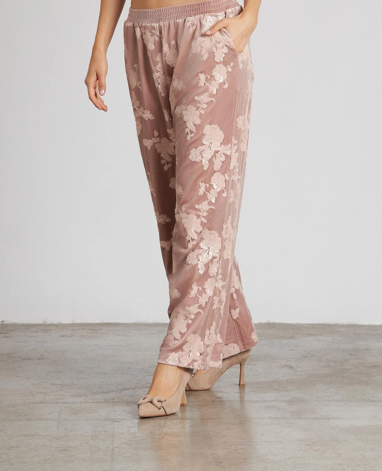 PANTALÓN JOGGER TERCIOPELO - Image 3