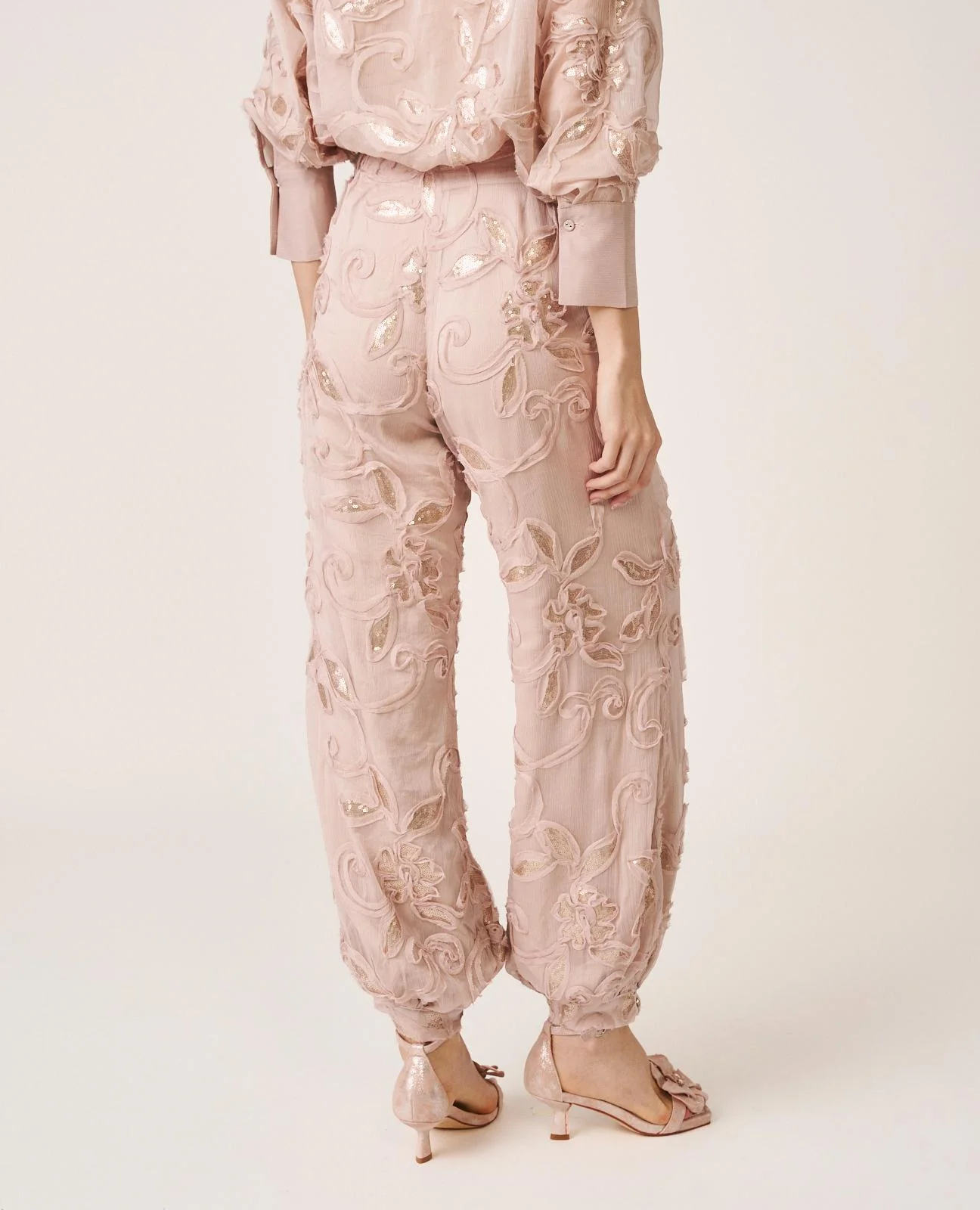 PANTALÓN MOTIVOS FLORALES - Image 6