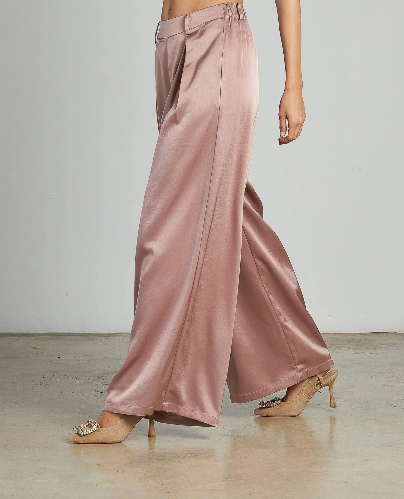 PANTALÓN PINZAS ELÁSTICO - Image 3