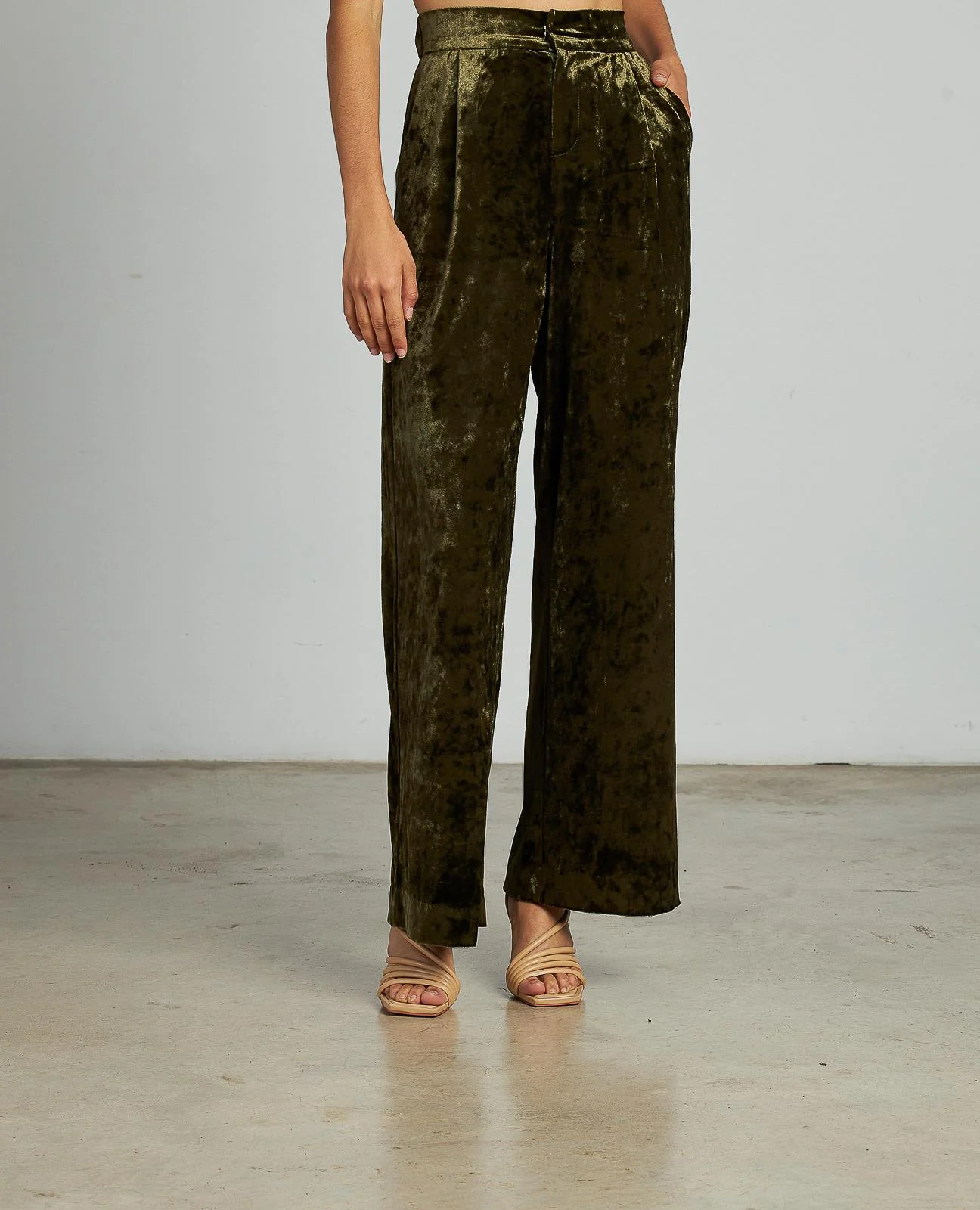 PANTALÓN TIRO ALTO TERCIOPELO - Image 3