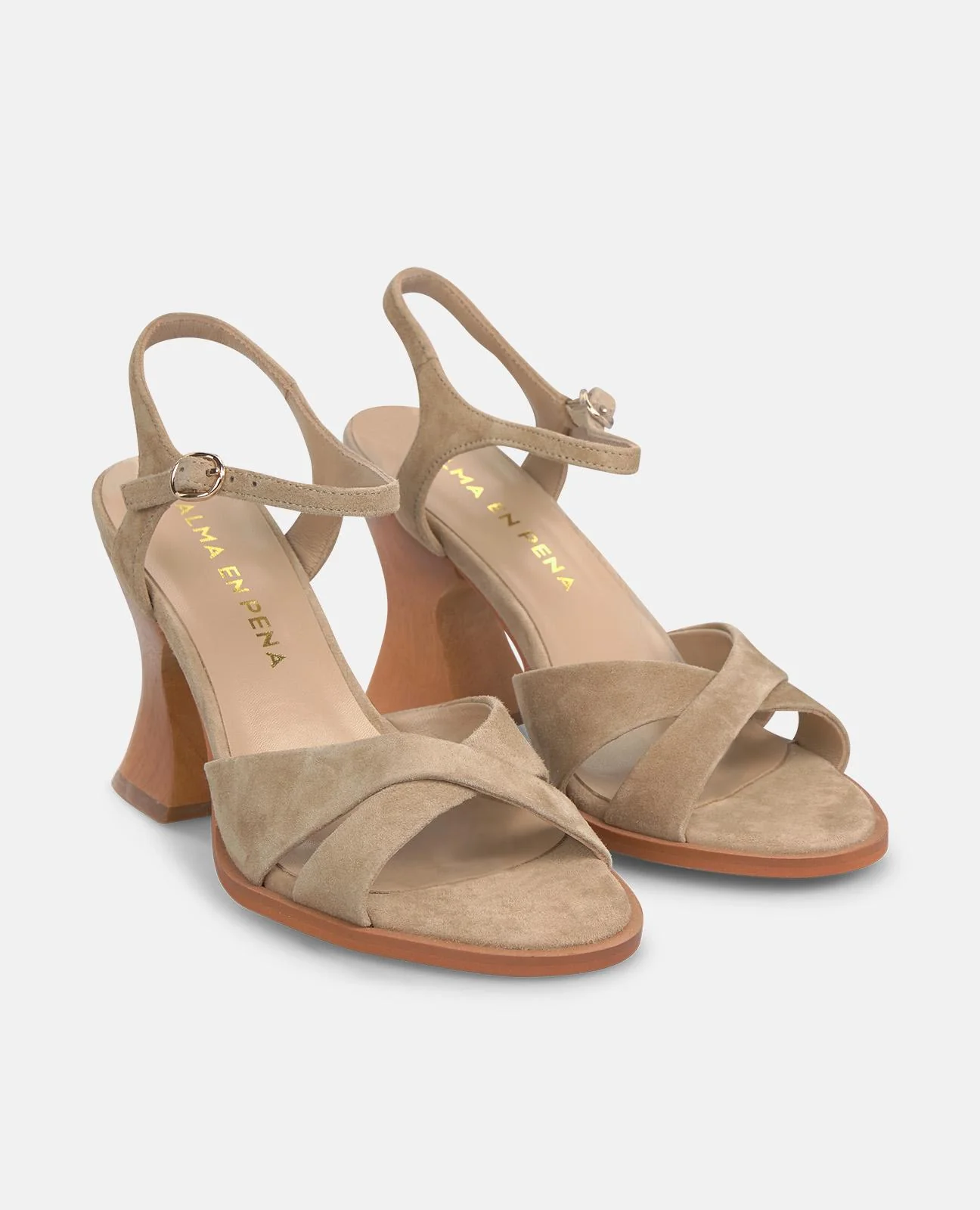 SANDALIA CON TACON DE MADERA - Image 2