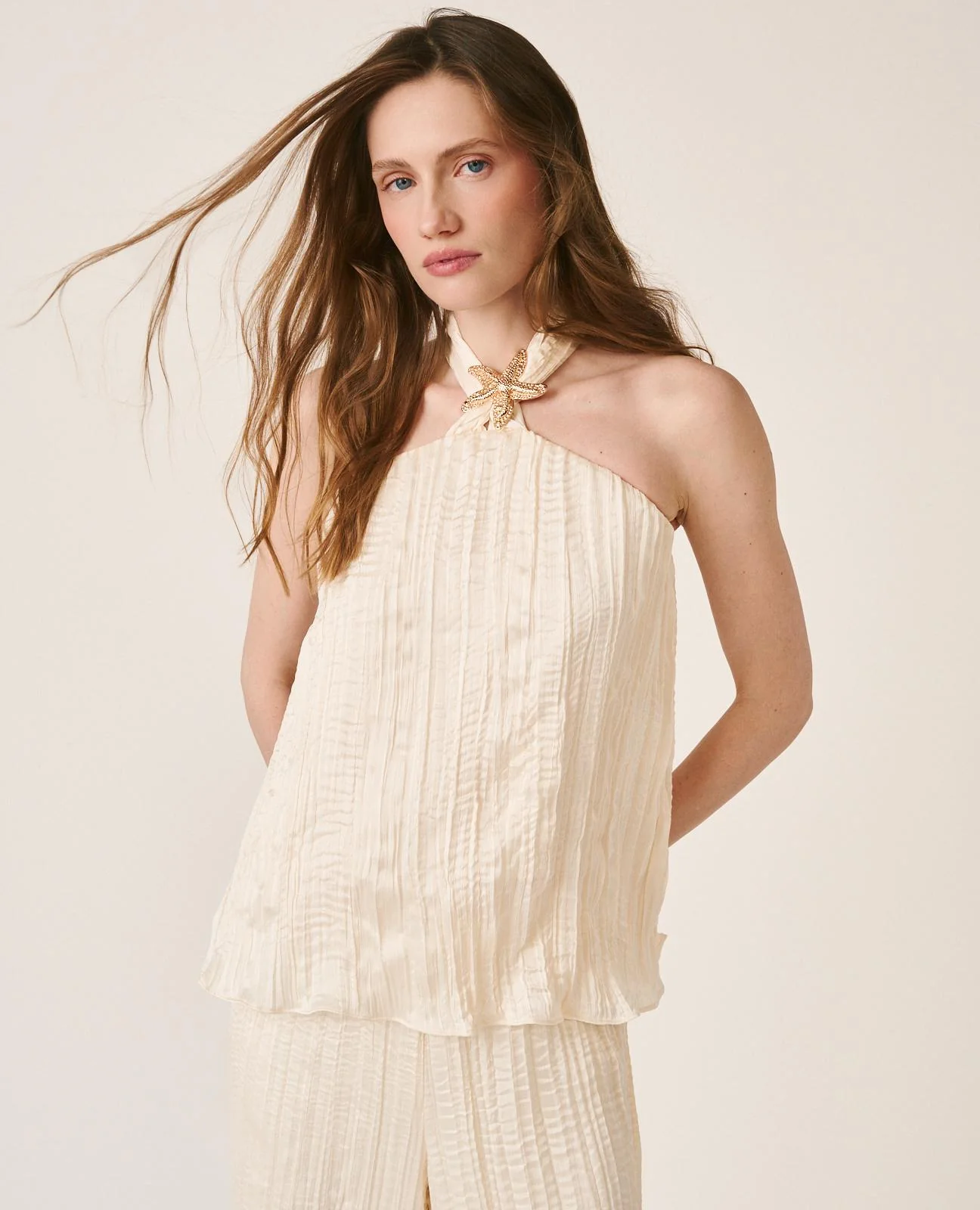 BLUSA BROCHE METÁLICO - Image 6