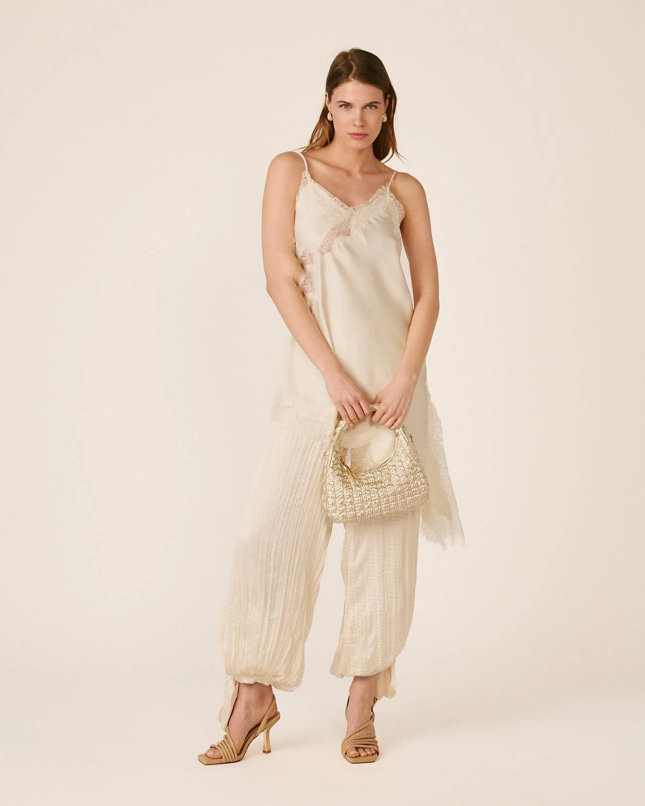 VESTIDO LENCERO - Image 3