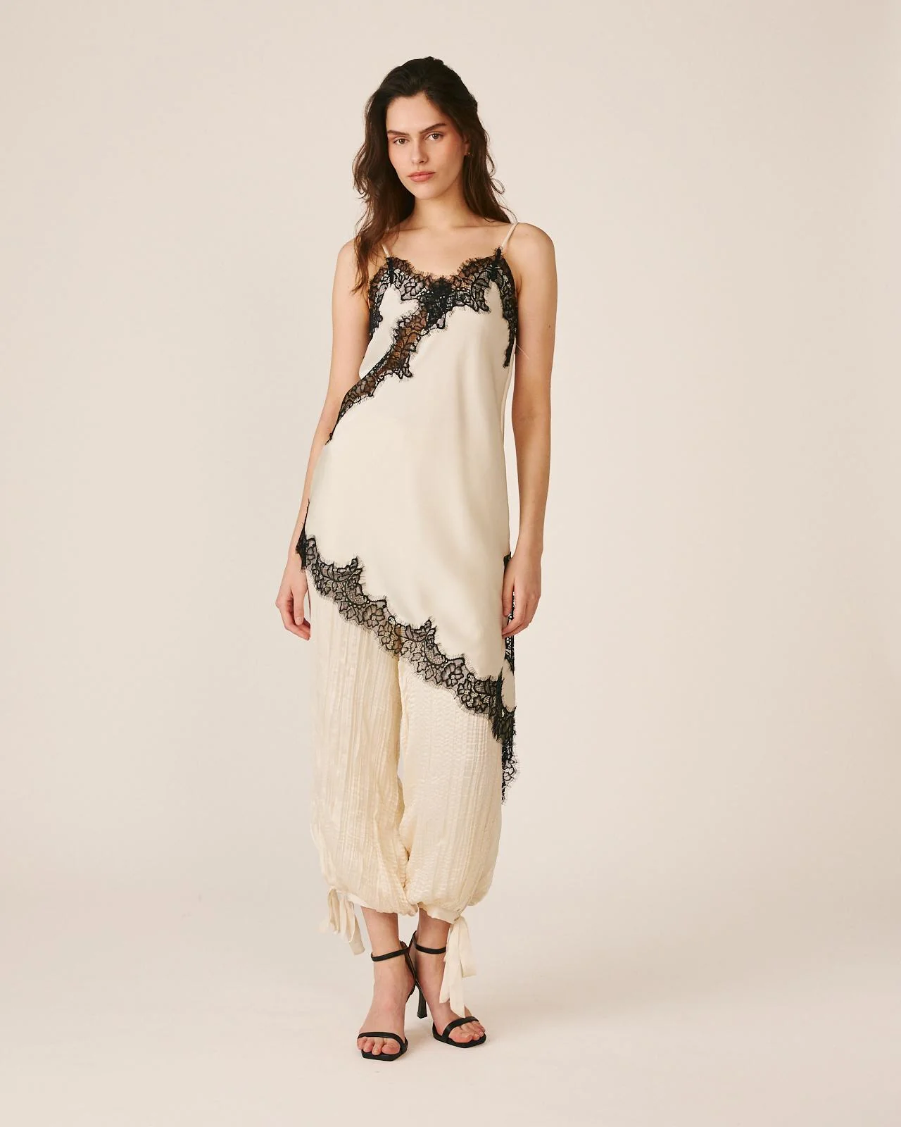 VESTIDO LENCERO - Image 4