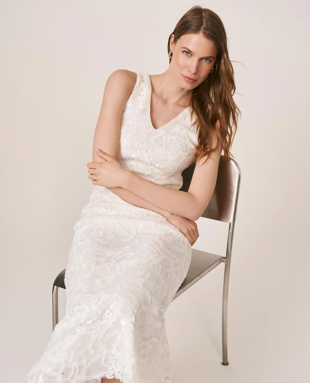 VESTIDO BORDADO FLORAL - Image 2