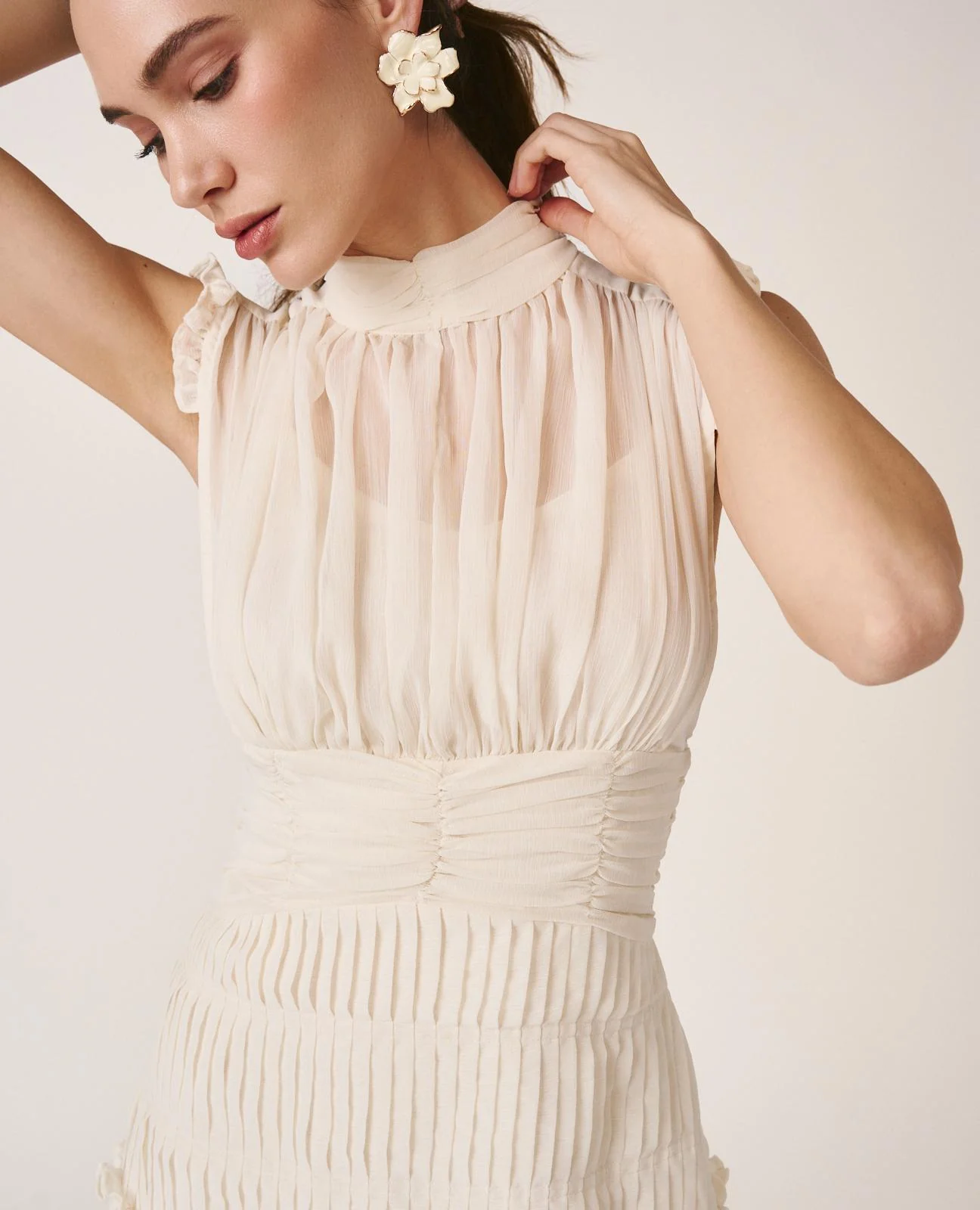 VESTIDO CUELLO ALTO - Image 3
