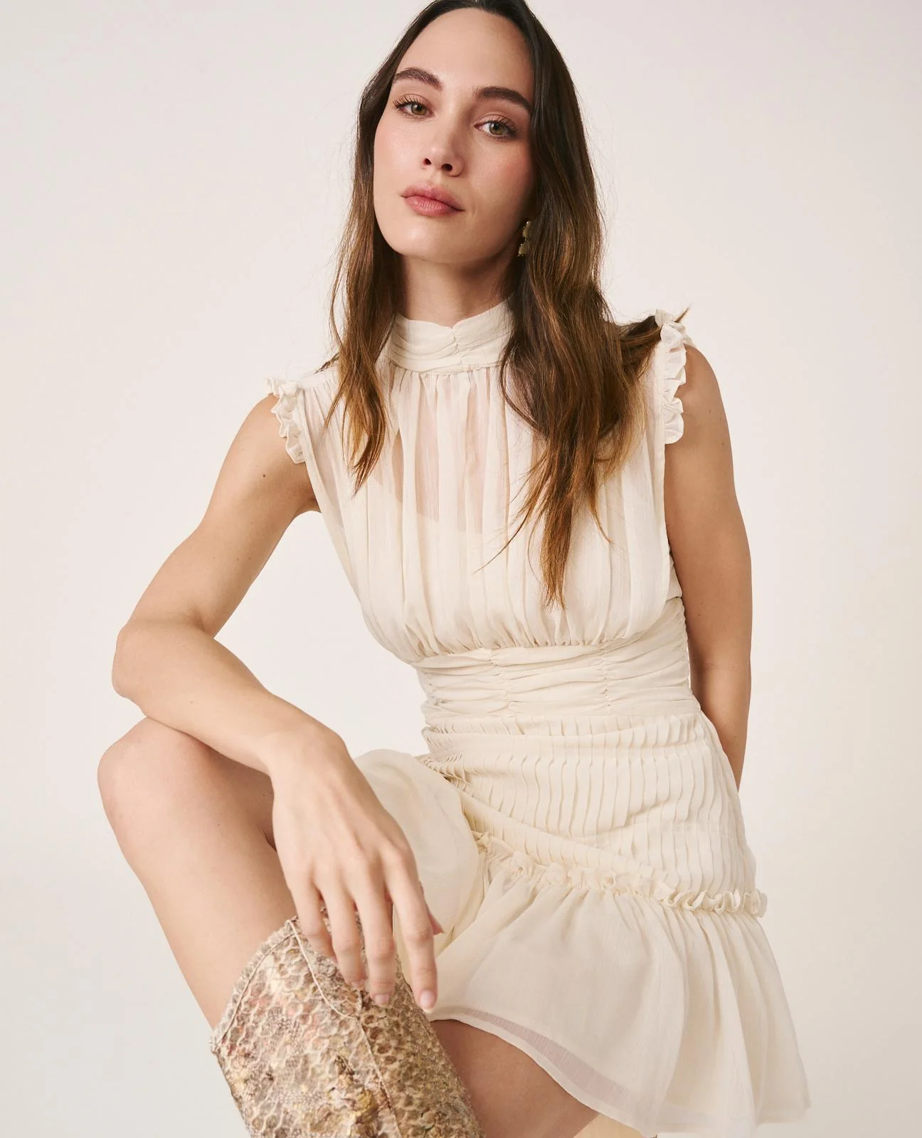 VESTIDO CUELLO ALTO - Image 8
