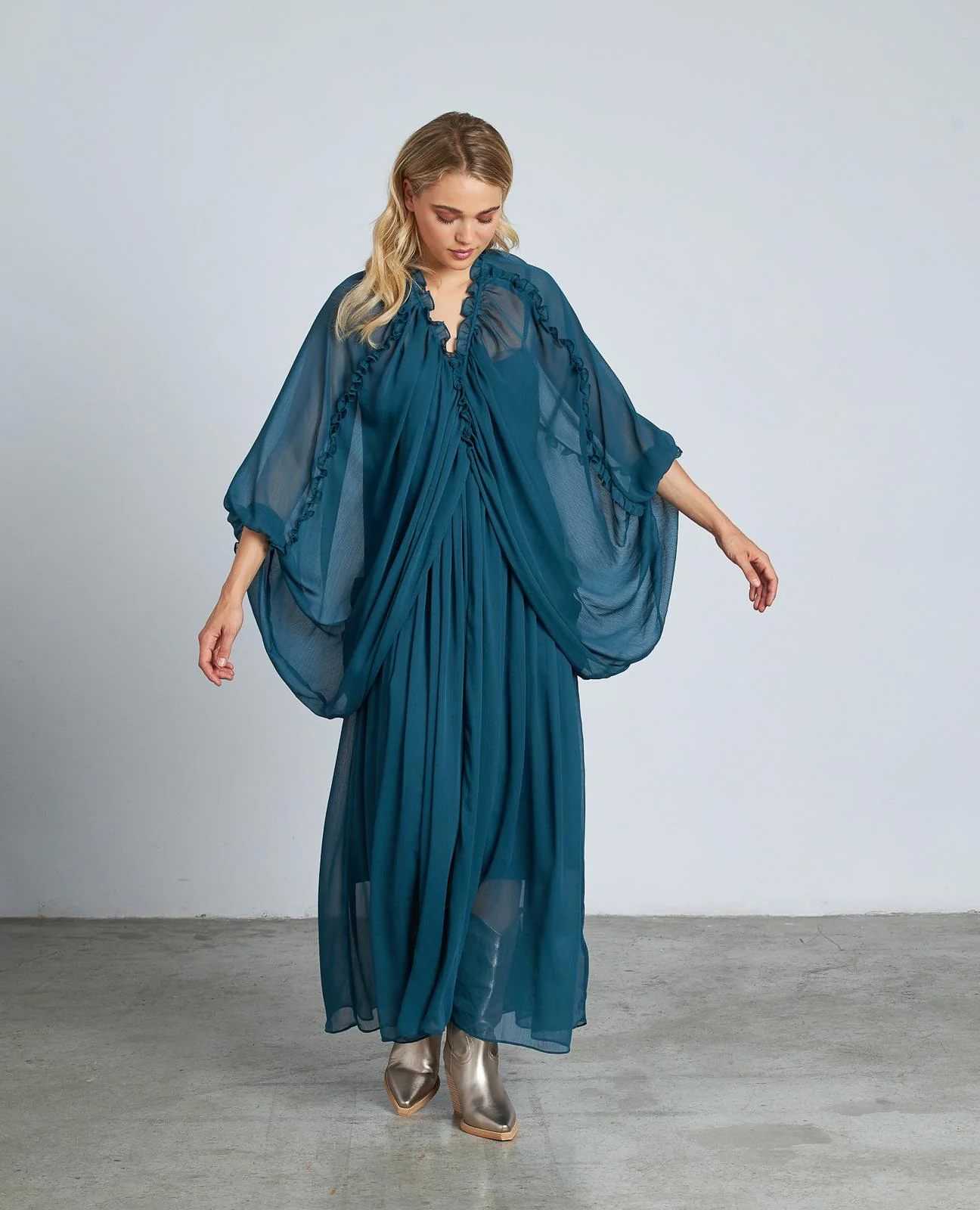 VESTIDO DRAPEADO SEMITRANSPARENTE
