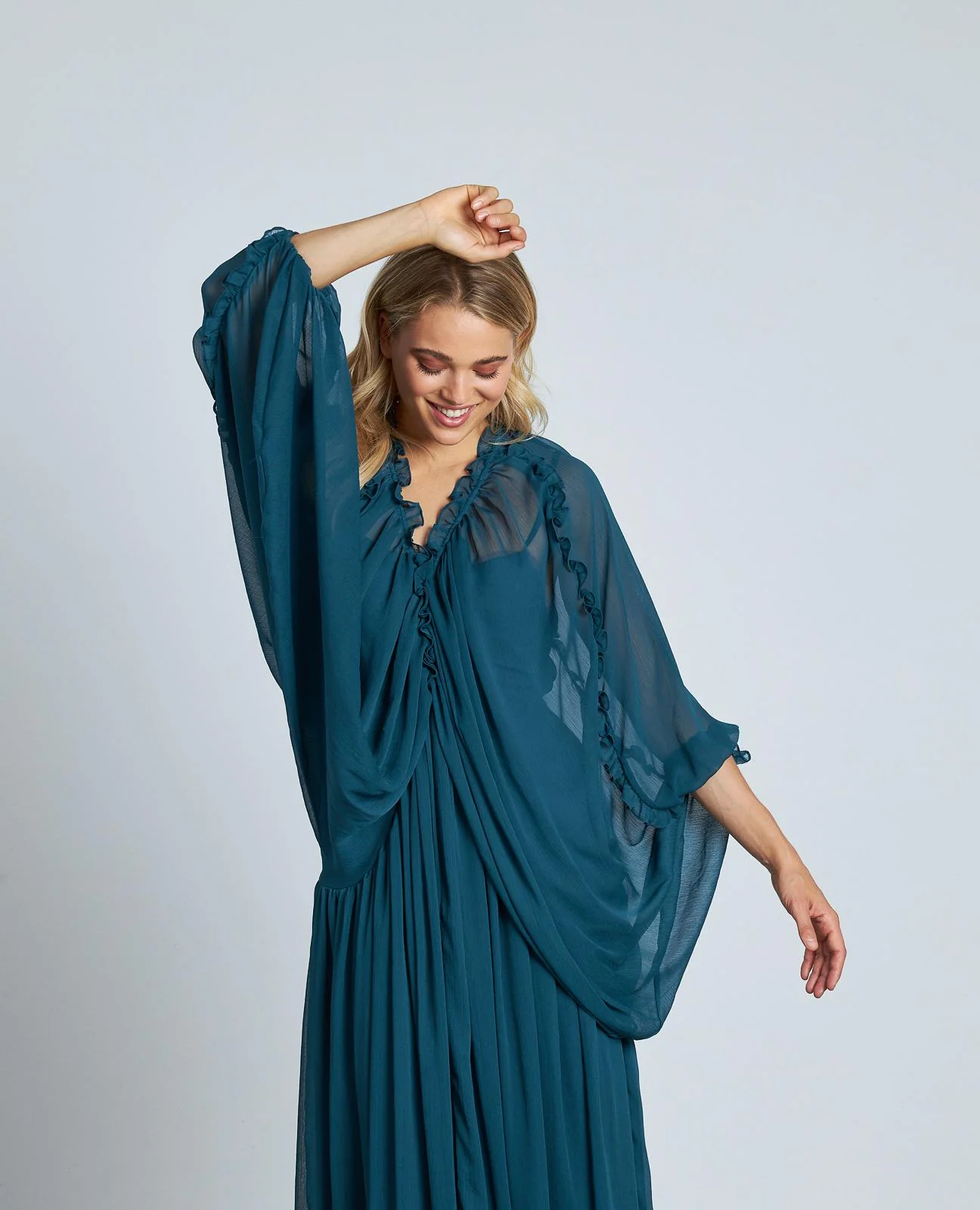 VESTIDO DRAPEADO SEMITRANSPARENTE - Image 2