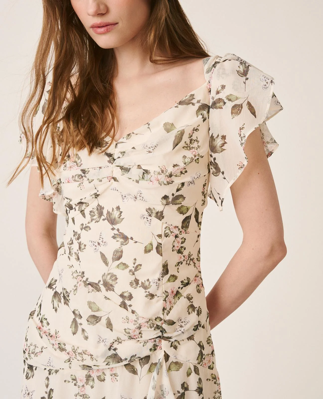VESTIDO MANGA CAPA - Image 4
