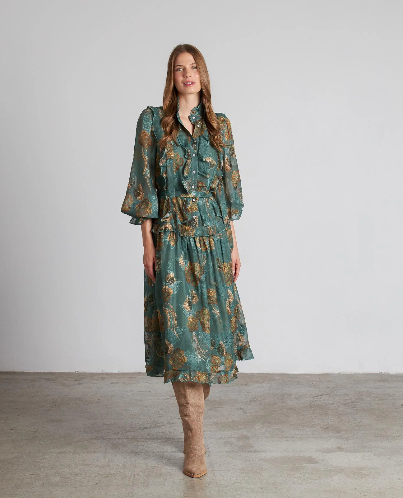 VESTIDO MIDI ESTAMPADO VOLANTES - Image 2