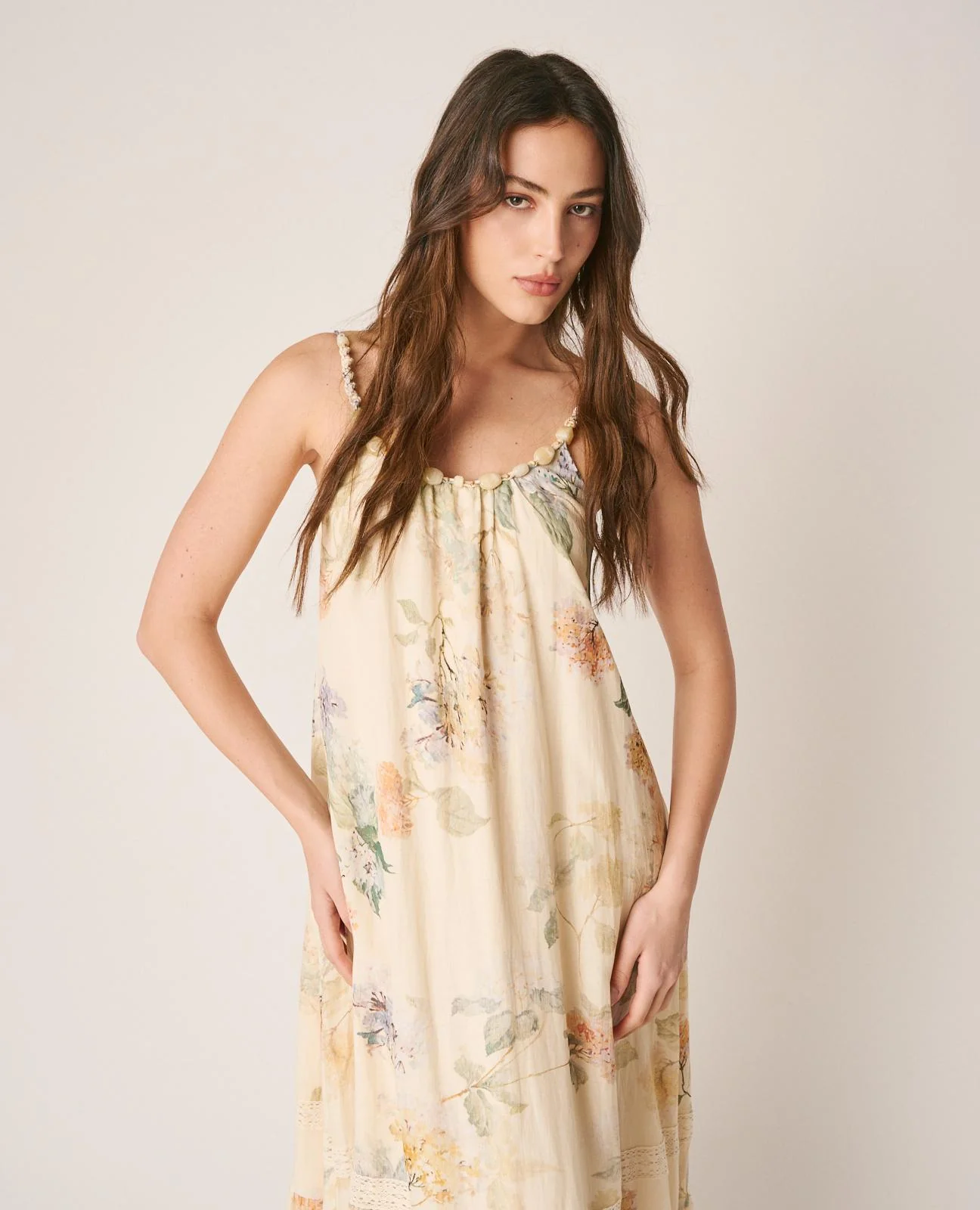 VESTIDO MIDI FLORAL - Image 2
