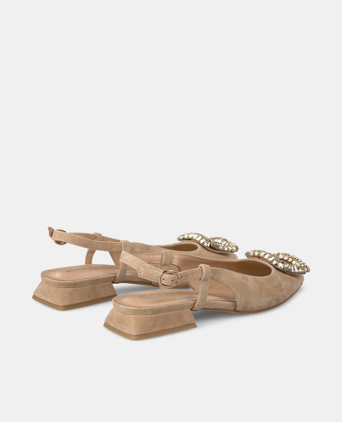 ZAPATO CON BROCHE PLANO - Image 3