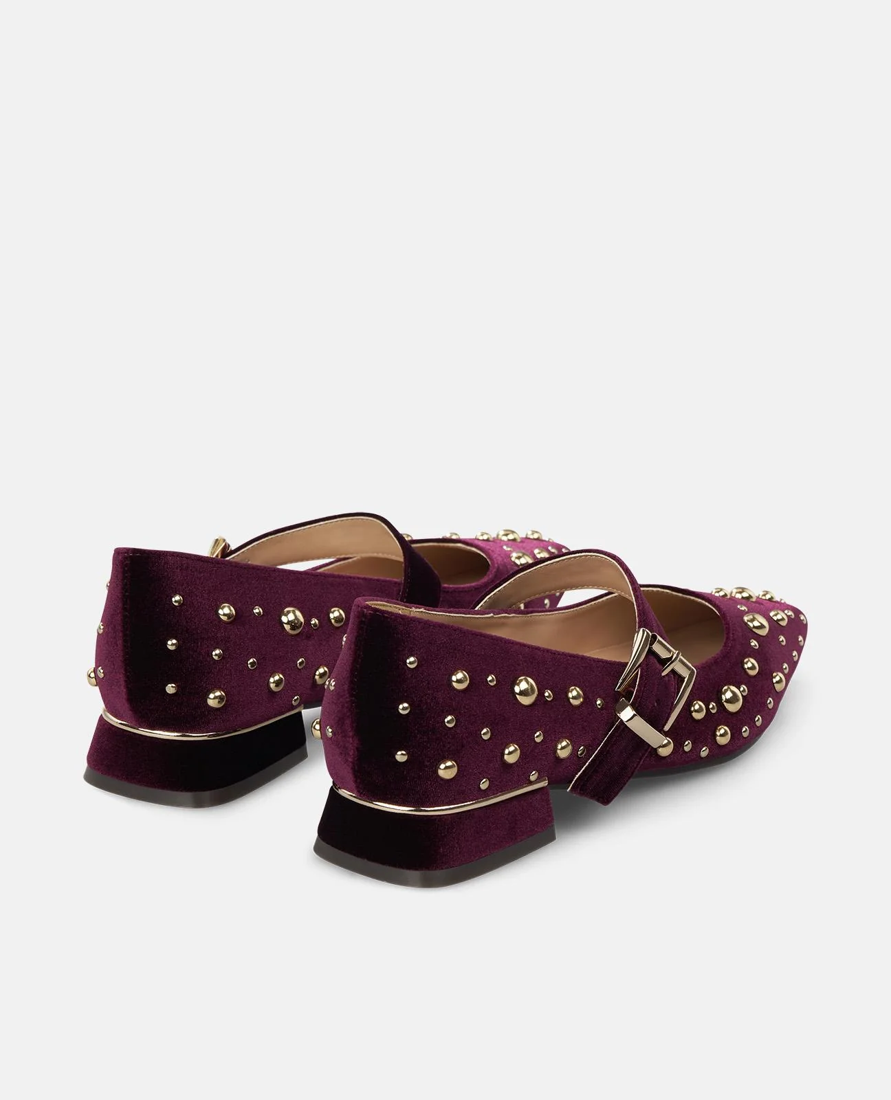ZAPATO PLANO TACHAS - Image 3
