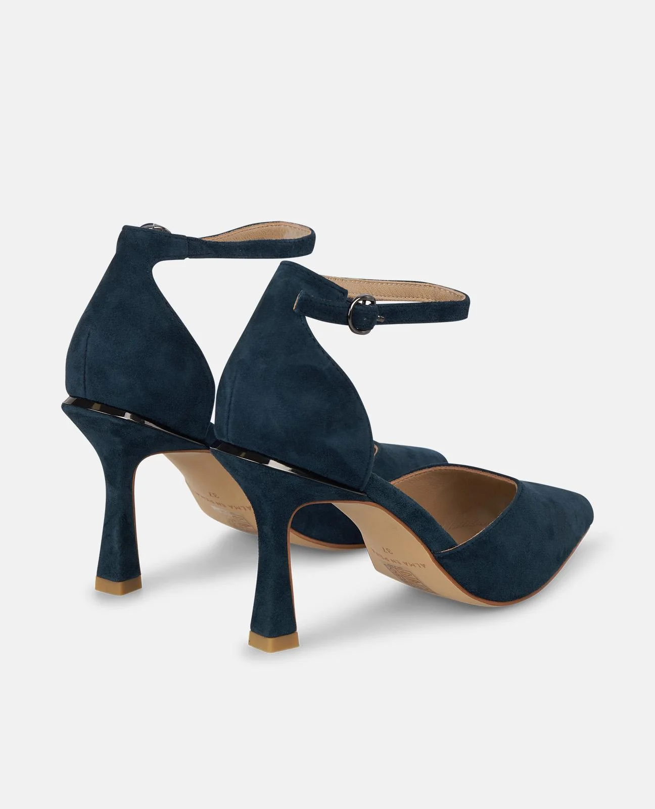 ZAPATO TACÓN CON PULSERA - Image 3